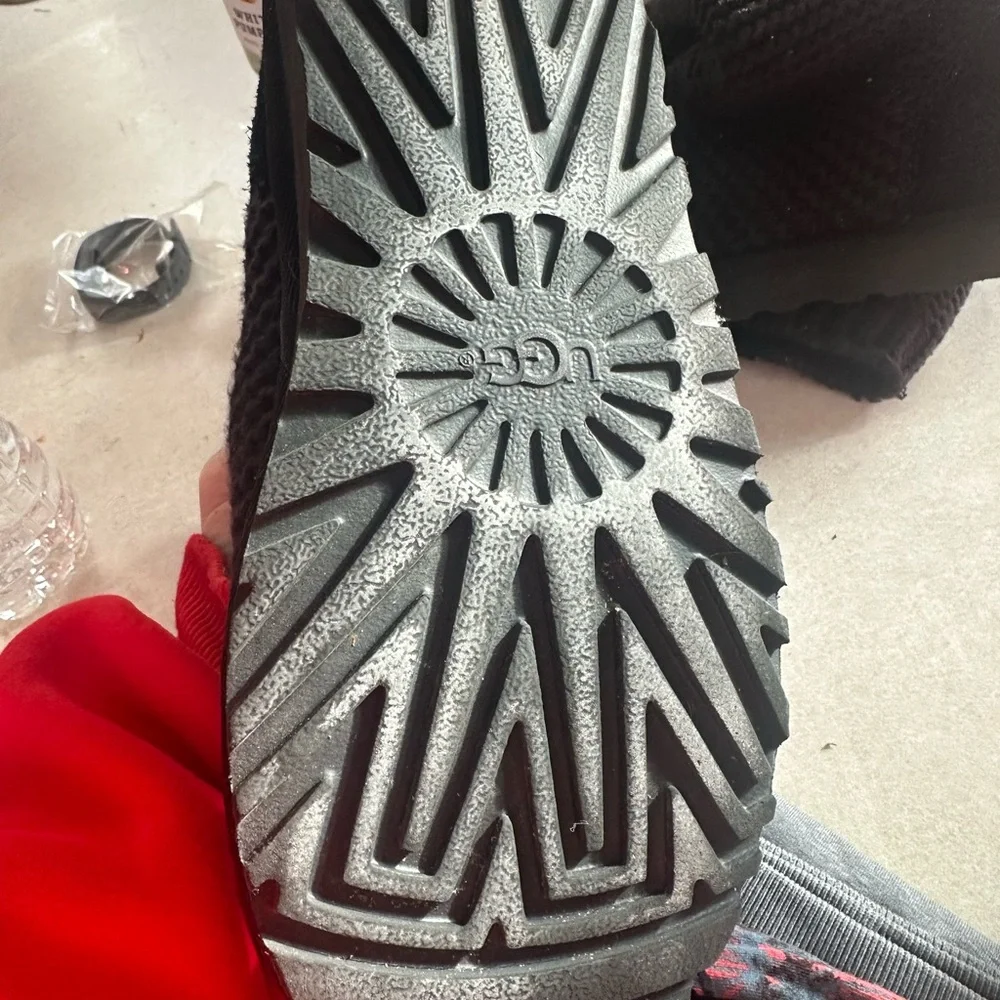 New Uggs sz 9 ❤️ Cardy - Picture 4 of 7